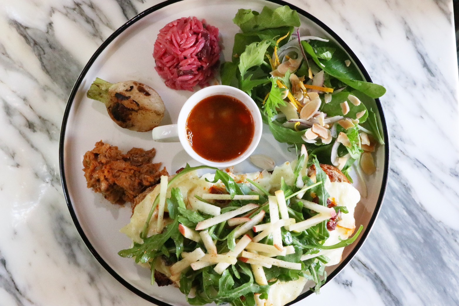 Gorgonzola cheese Tartine Meal