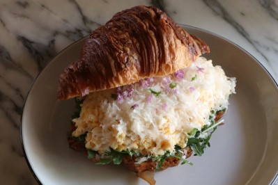 Scrambledegg Croissantsandwich